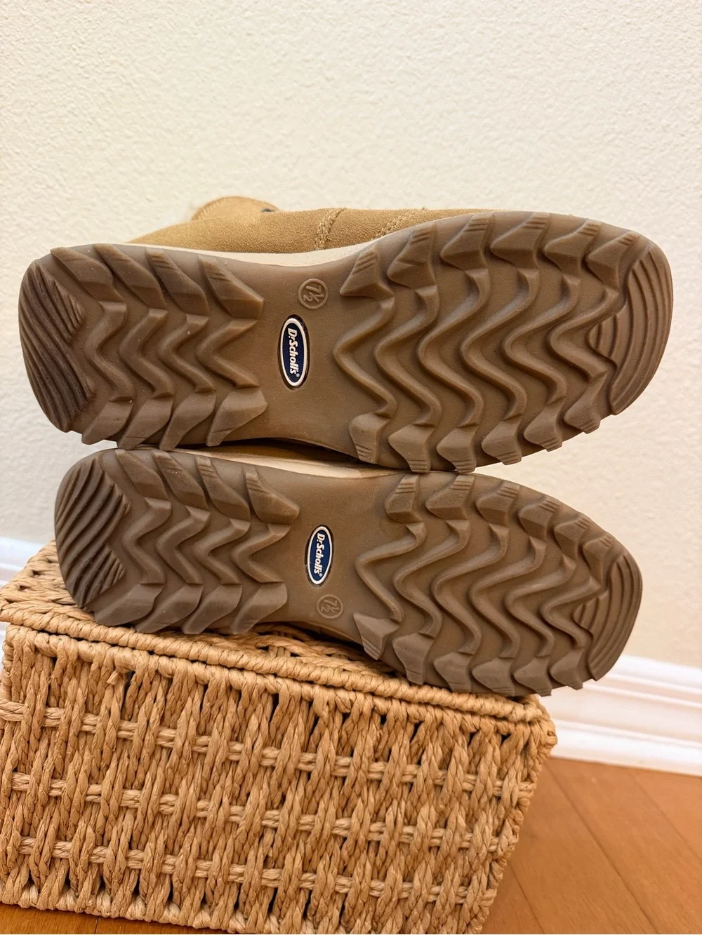 Dr. Scholls stay warm
